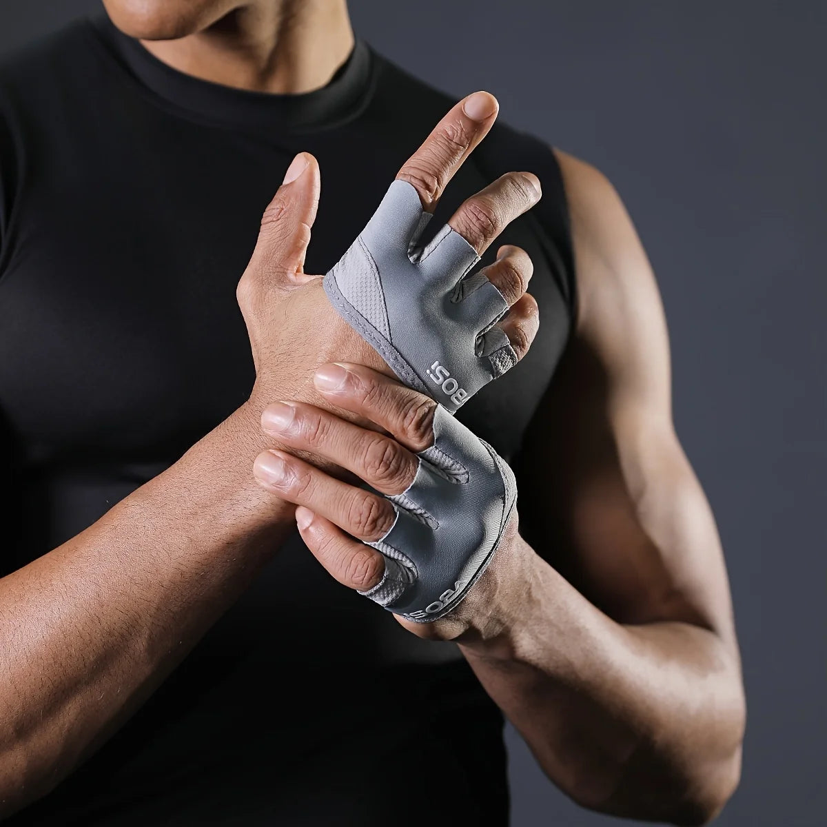 Coppia di guanti fitness leggeri unisex a quattro dita per sollevamento pesi e allenamento